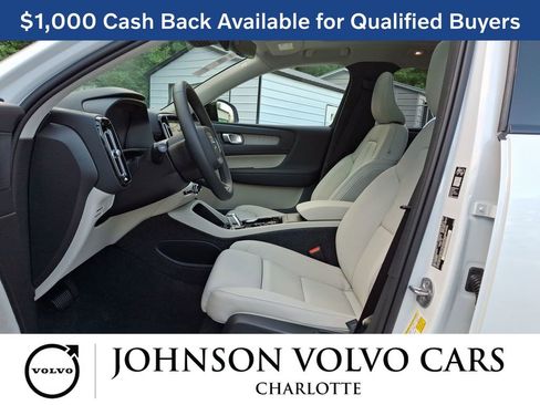 New 2026 Volvo XC40 B5 Ultra w/ Protection Package Premier image 6