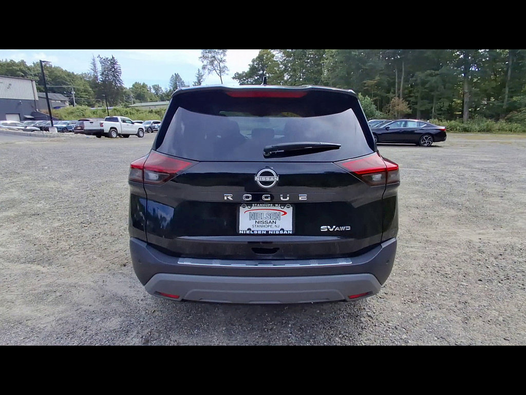 Certified 2023 Nissan Rogue SV AWD/4WD image 7