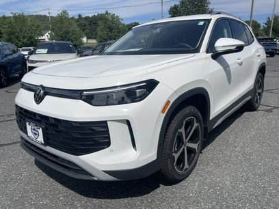 New 2026 Volkswagen Tiguan SE