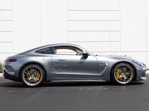 Used 2025 Mercedes-Benz AMG GT 63 image 16