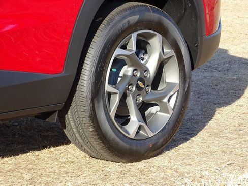 New 2026 Chevrolet Trax LT w/ LT Convenience Package image 28