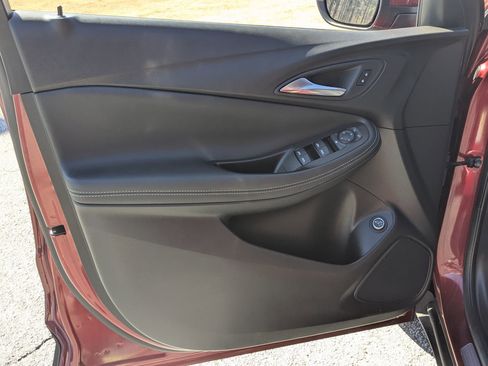 Used 2022 Buick Encore GX Select image 11