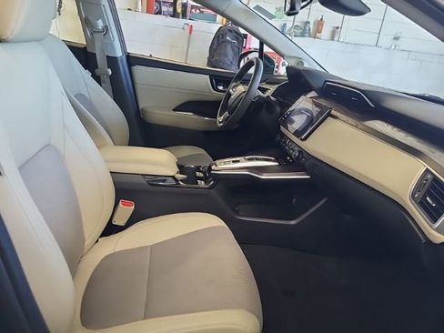 Used 2018 Honda Clarity Plug-In Hybrid image 11