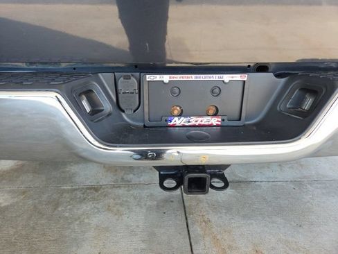 Used 2015 RAM 1500 Classic SLT w/ Luxury Group AWD/4WD image 14