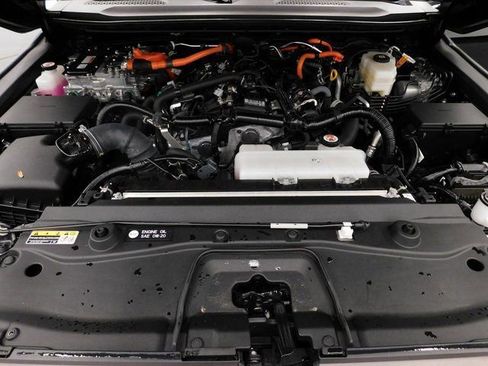 Used 2024 Toyota Land Cruiser image 47