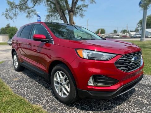 Used 2022 Ford Edge SEL w/ Convenience Package AWD/4WD image 2