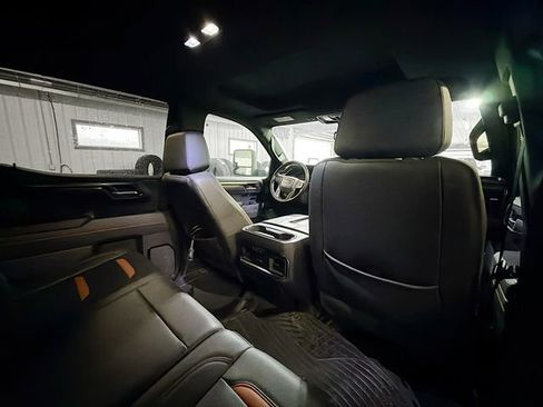 Used 2022 GMC Sierra 1500 AT4 w/ Sierra Safety Plus Package image 11
