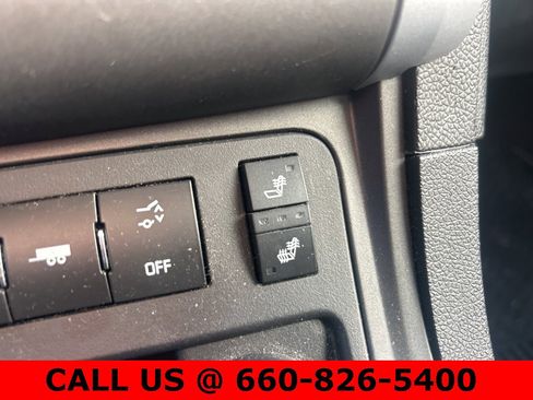 Used 2010 Chevrolet Traverse LT w/ LT Special Edition Package image 18