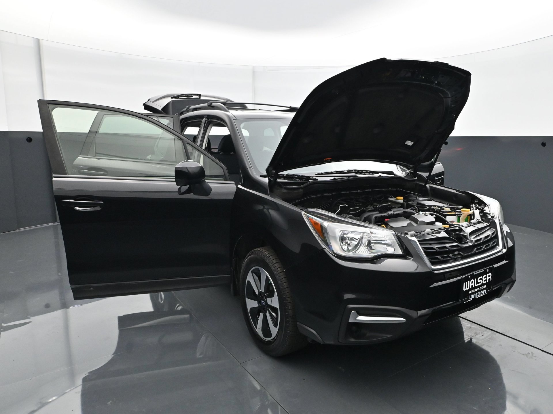 Used 2018 Subaru Forester 2.5i Premium w/ All-Weather Package AWD/4WD image 38