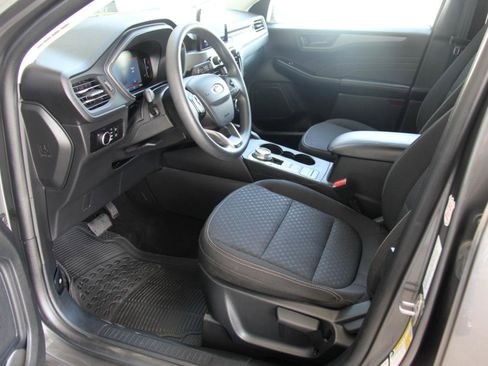 Used 2025 Ford Escape Active AWD/4WD image 22