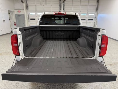 Used 2020 Chevrolet Colorado LT w/ Redline Special Edition AWD/4WD image 7