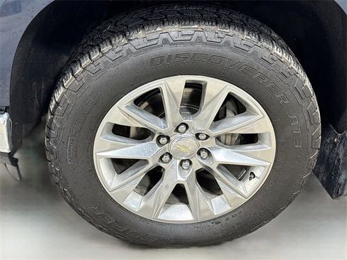Used 2019 Chevrolet Silverado 1500 LTZ image 29