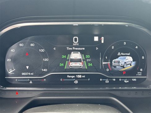 Used 2022 GMC Yukon SLT w/ SLT Premium Package image 30