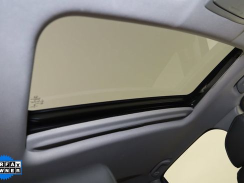 Used 2022 Honda CR-V Touring image 11