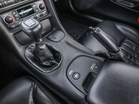 Used 2000 Chevrolet Corvette Coupe w/ Lighting Pkg RWD image 49