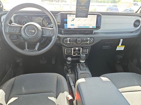 New 2025 Jeep Gladiator Sport image 12