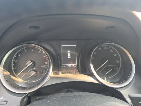 Used 2023 Toyota Camry SE FWD image 8