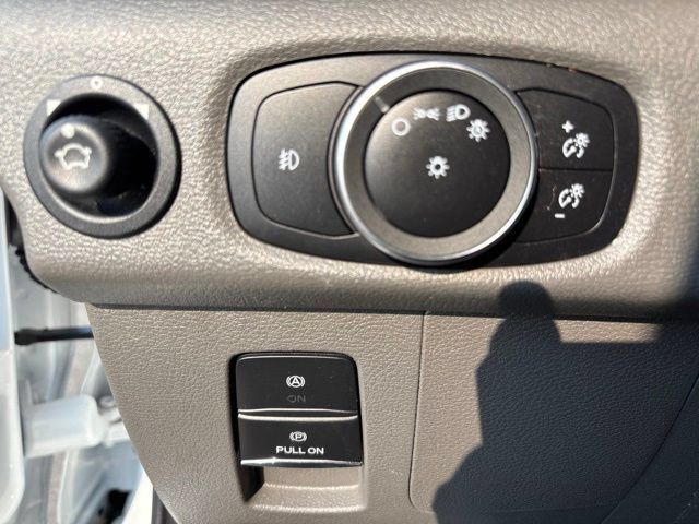 Used 2022 Ford Transit 250 Medium Roof RWD image 14