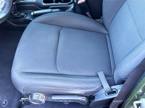 Used 2021 Jeep Gladiator Overland w/ Safety Group image 20