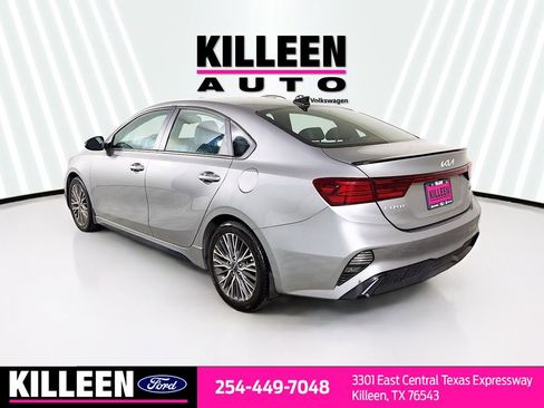 Used 2023 Kia Forte GT-Line w/ GT-Line Technology Package FWD image 4