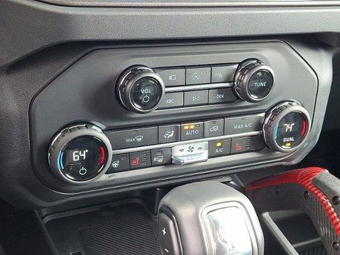 Certified 2025 Ford Bronco Badlands image 15