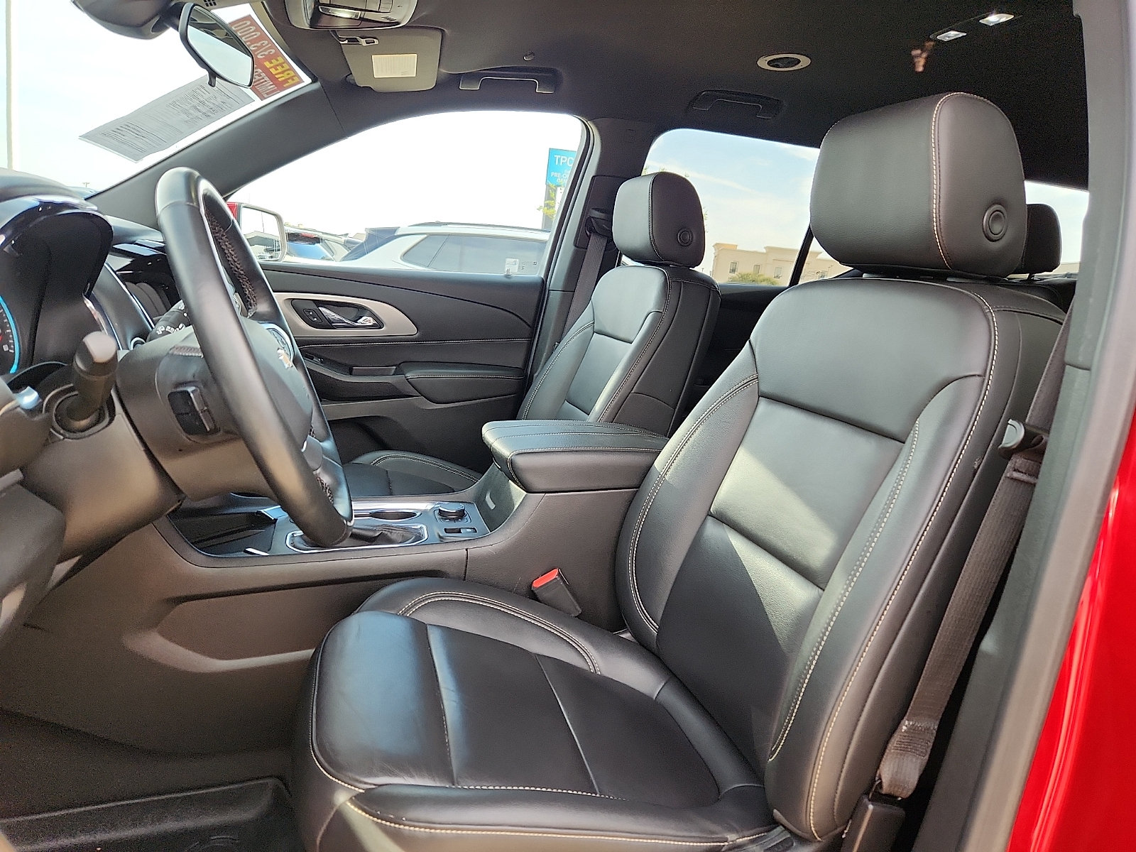 Used 2023 Chevrolet Traverse LT AWD/4WD image 12
