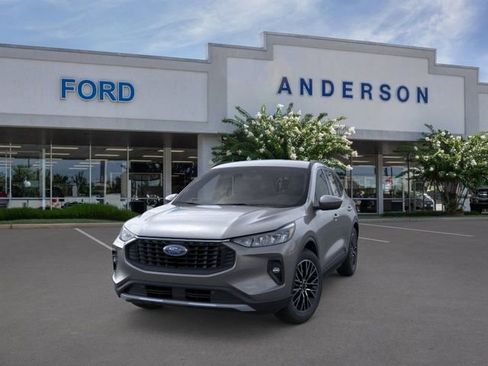 New 2026 Ford Escape SE FWD image 2