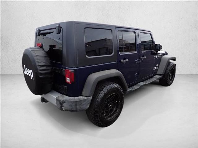 Used 2013 Jeep Wrangler Unlimited Sahara w/ Connectivity Group AWD/4WD image 4