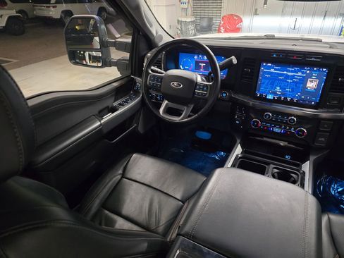Used 2024 Ford F250 Lariat AWD/4WD image 41