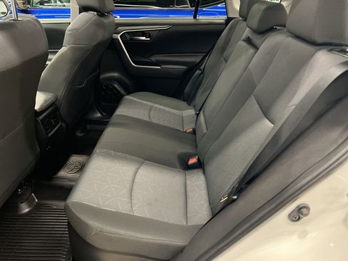 Used 2025 Toyota RAV4 XLE w/ Convenience Package AWD/4WD image 21