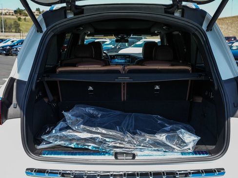 New 2026 Mercedes-Benz GLS 450 4MATIC image 24
