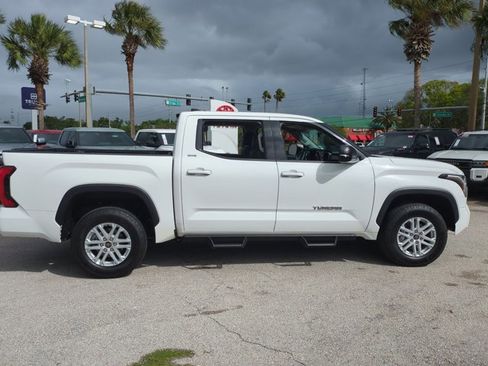 Used 2023 Toyota Tundra SR5 w/ SR5 Premium Package AWD/4WD image 4