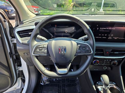 Used 2024 Buick Encore GX Sport Touring image 29
