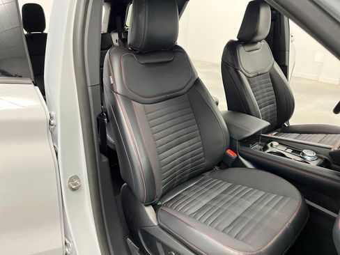 Used 2026 Ford Explorer ST-Line AWD/4WD image 28