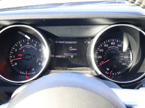 Used 2018 Ford Mustang GT w/ Black Accent Pkg image 25