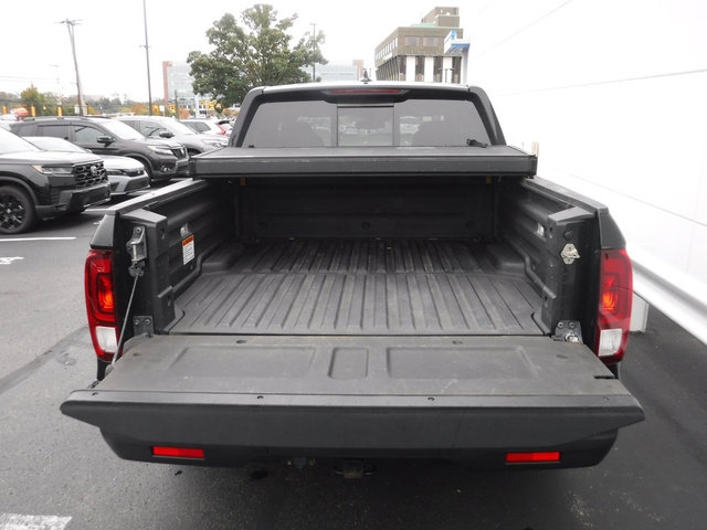 Used 2017 Honda Ridgeline Black Edition image 16