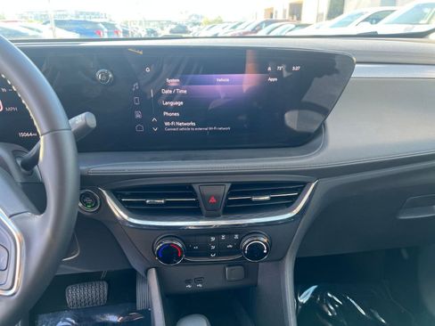 Used 2025 Buick Encore GX Preferred image 21
