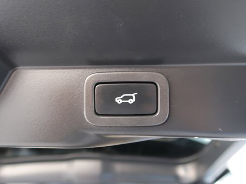 Used 2016 Land Rover Range Rover Sport HSE image 50