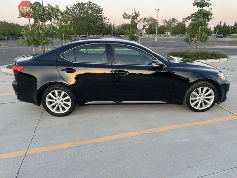 Used 2010 Lexus IS 250 RWD image 11