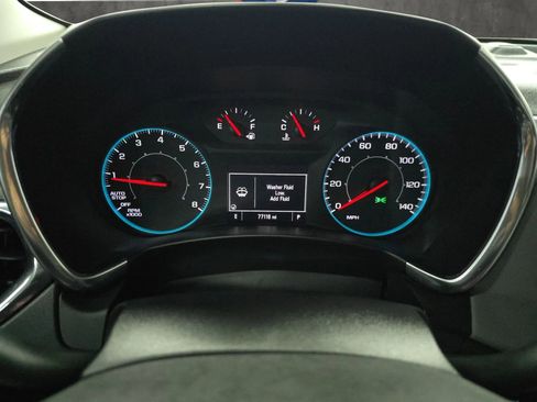 Used 2021 Chevrolet Equinox LS image 33