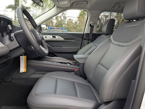 New 2026 Ford Explorer Active w/ Active Comfort Package image 22