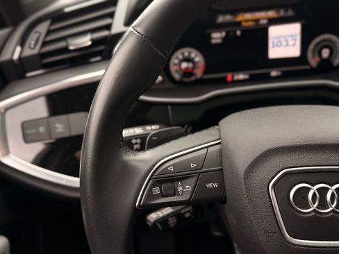 Used 2023 Audi Q3 2.0T Premium Plus image 31