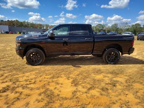 New 2025 RAM 2500 Big Horn AWD/4WD image 5