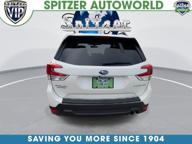 Used 2023 Subaru Forester Limited AWD/4WD image 13