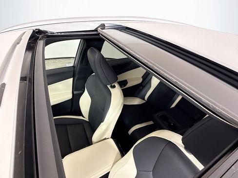 Used 2024 Lexus NX 350h AWD w/ Premium Package image 14