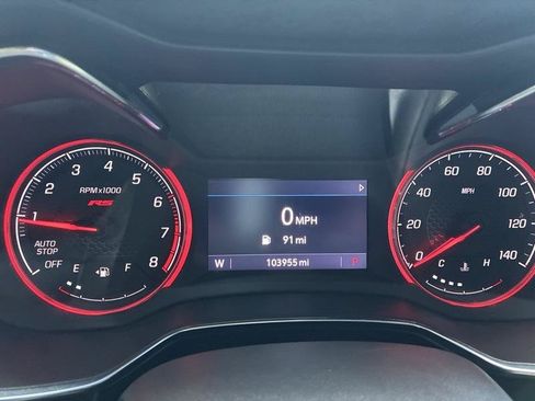 Used 2021 Chevrolet TrailBlazer RS w/ Technology Package FWD image 32