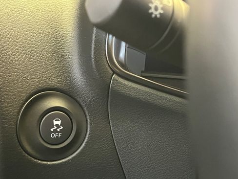 Certified 2024 Nissan Z Performance w/ Floor Mat Package image 26