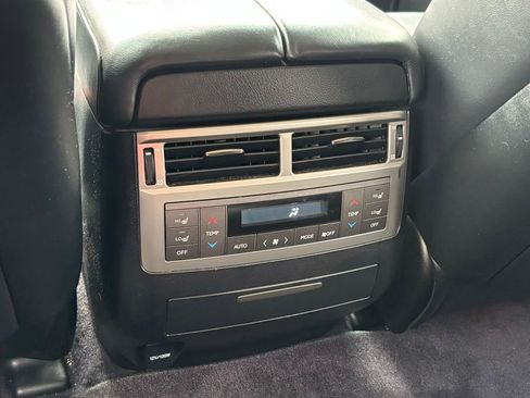 Used 2013 Lexus LX 570 4WD w/ Luxury Pkg image 13