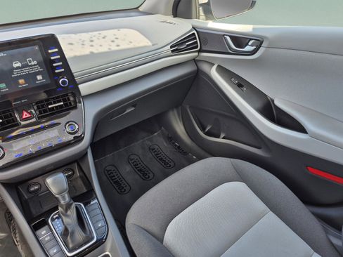 Used 2020 Hyundai Ioniq SEL FWD image 13