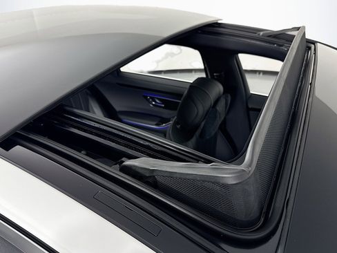 New 2026 Mercedes-Benz S 500 4MATIC image 21